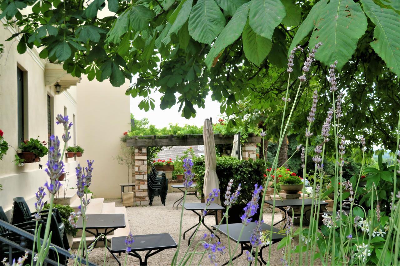 בורסו דל גראפה Locanda Alla Posta מראה חיצוני תמונה