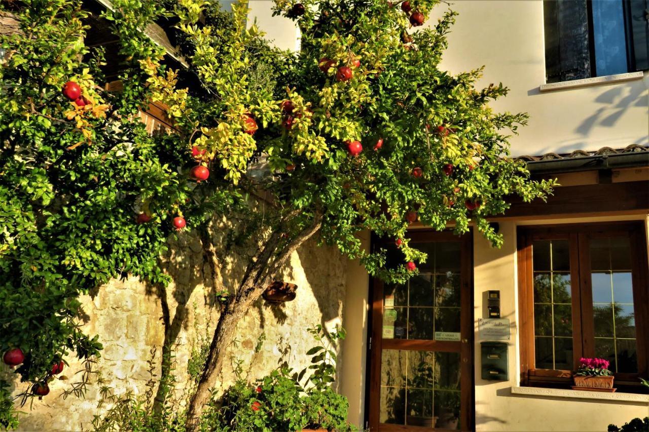 בורסו דל גראפה Locanda Alla Posta מראה חיצוני תמונה